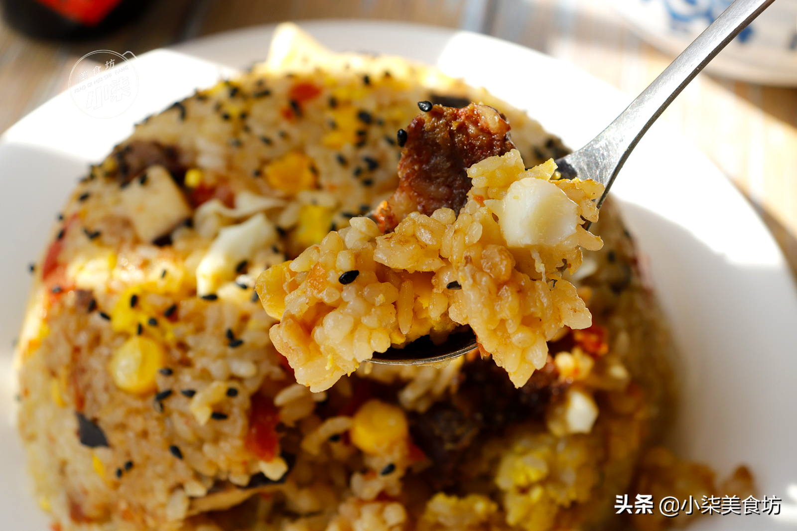 大米別直接蒸了，打3個雞蛋，老保姆拿手絕活，過年就要這樣吃