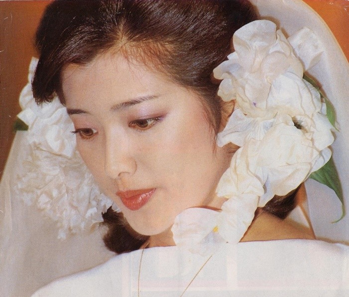 山口百惠：40年前的日本女神，巅峰时嫁人隐退，