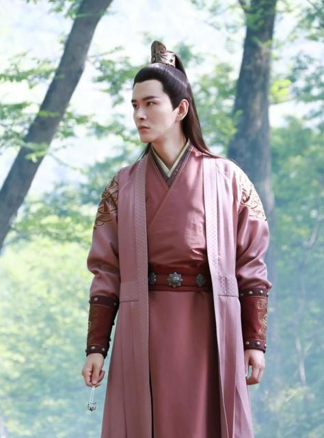 玲珑|琉璃：乌童和玲珑的“乌龙茶”CP像极了李承鄞和小枫 爱是真爱，恨也是真恨