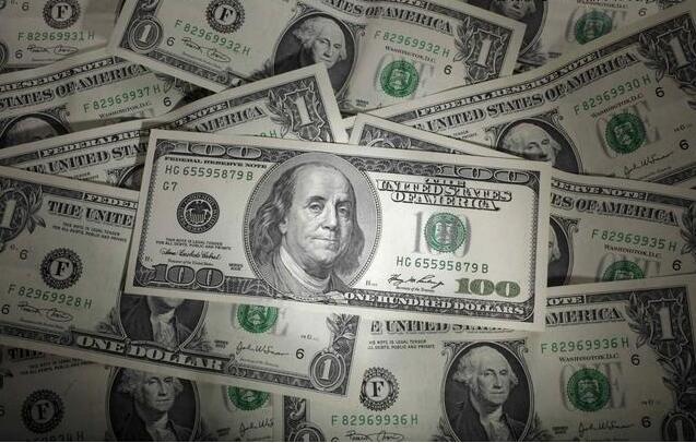 美国欠中国1.2万亿美元，可建40支航母编队，万一