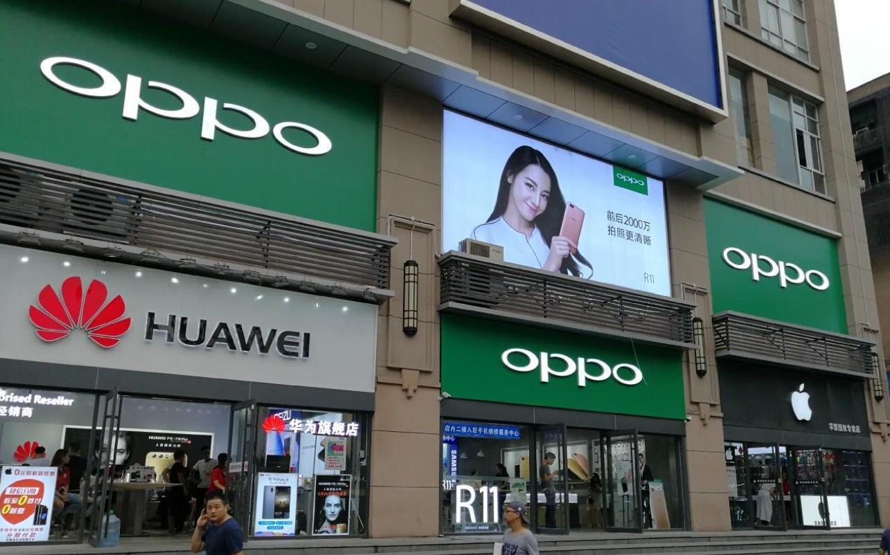 华为市场不断萎缩，线下门店日子难过，有些直接“叛变”？