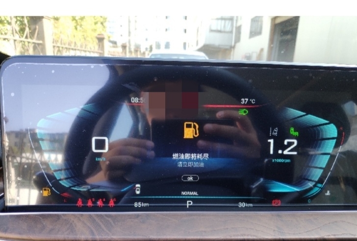4S經(jīng)理賣內(nèi)銷車，看驗(yàn)車師過(guò)來(lái)說(shuō)客戶又白花錢了，這是虛啥？