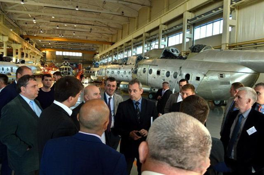 美国白忙活一场？马达西奇精尖端专家秘密转移