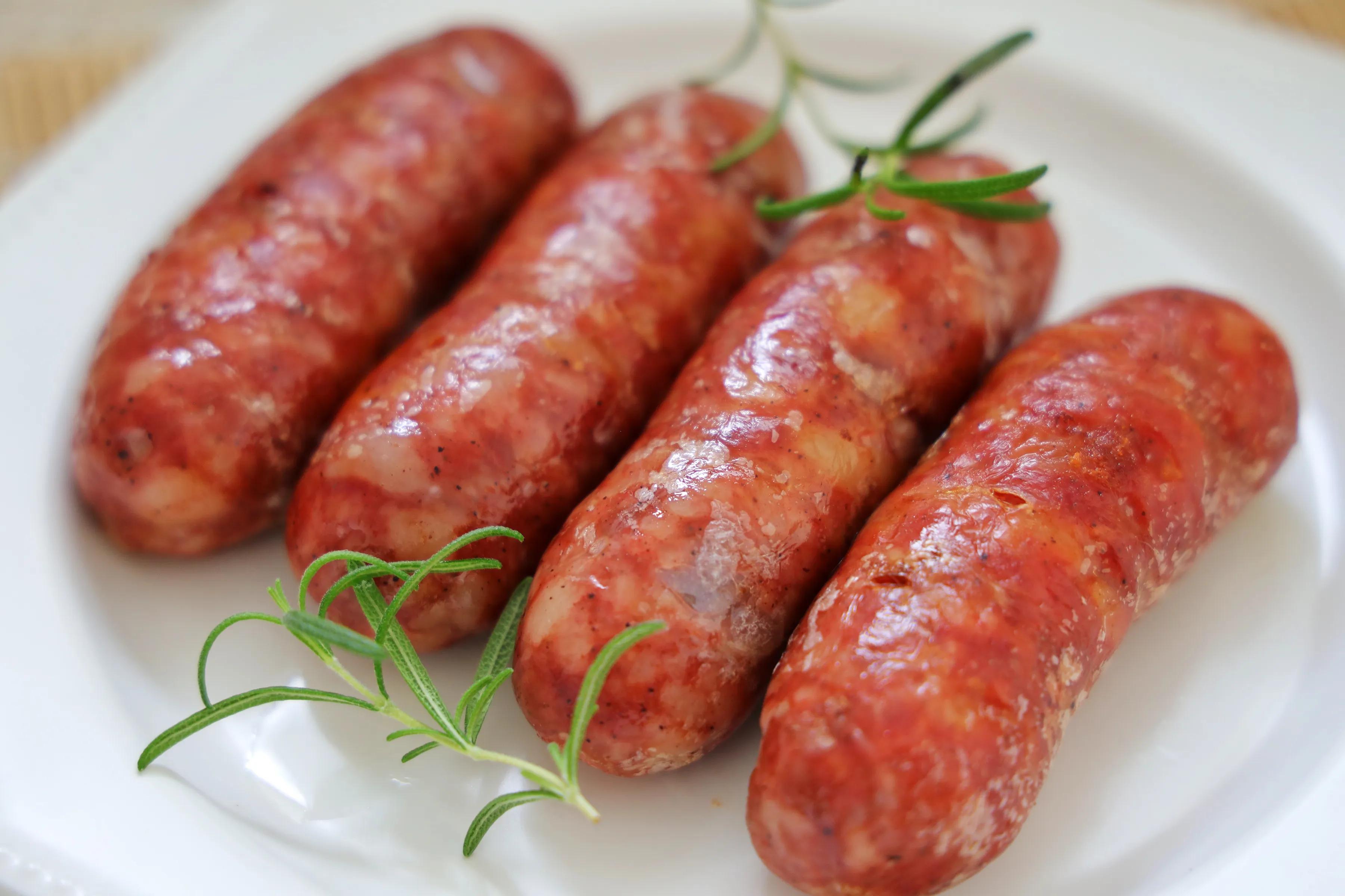 自制脆皮肠，纯肉馅儿吃起来太过瘾了，在家做无添加才健康