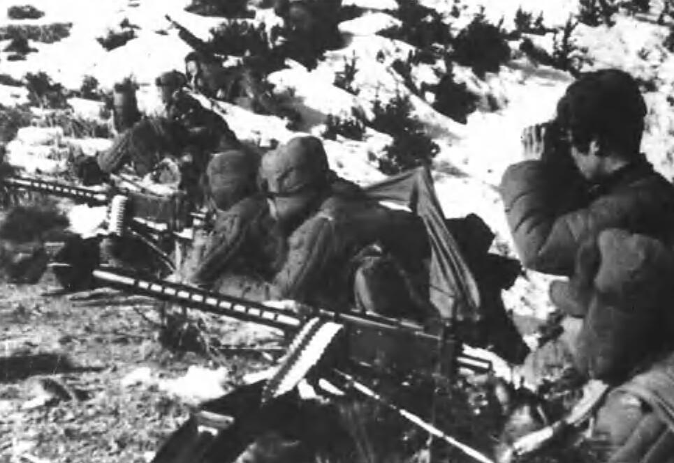 取之于敌，用之于敌！志愿军如何用缴获武器，