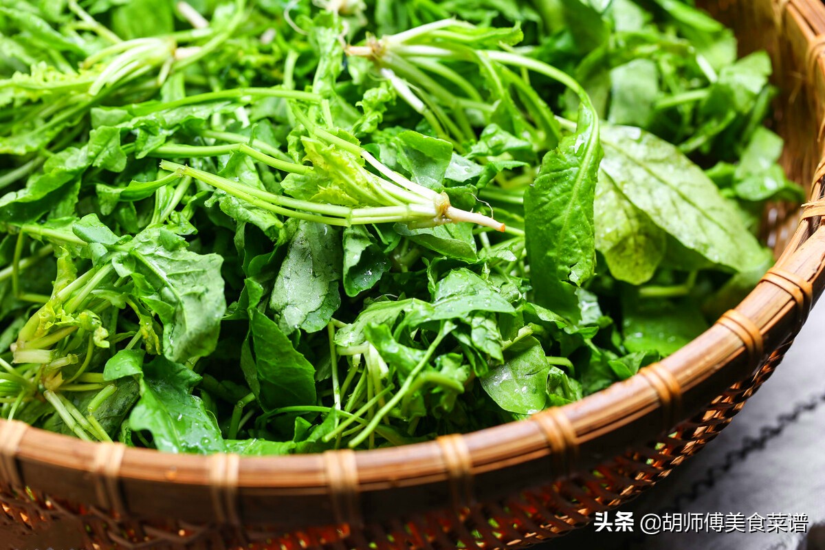 明天春分，記得吃1白2綠2紅，少食1樣，順應時節，家人都受益