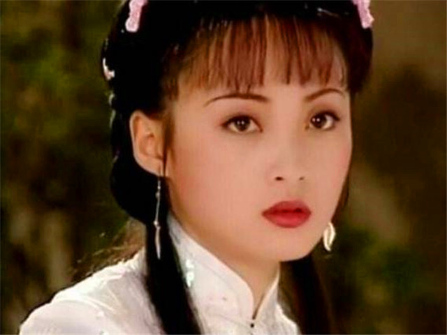 亦舒眼中的美人，李嘉欣获8字评价，利智潘虹意