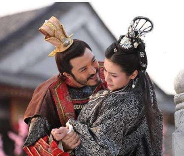 避暑山庄建“温泉馆”,精选无数美女陪伴玩乐，