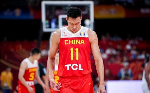FIBA更新男篮排名：08年中国男篮排名第十，今年