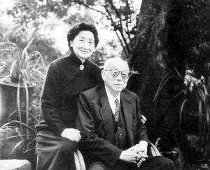 张学良晚年移民美国，生活富裕出手大方，只因