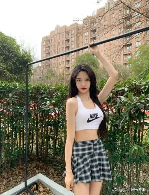 艾比不穿女装大变样 看到他穿回男装那刻 全网女