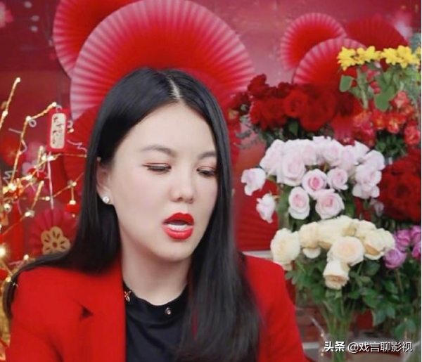 李湘直播事件不断发酵，遭全网抵制，教养全无再次被骂上热搜
