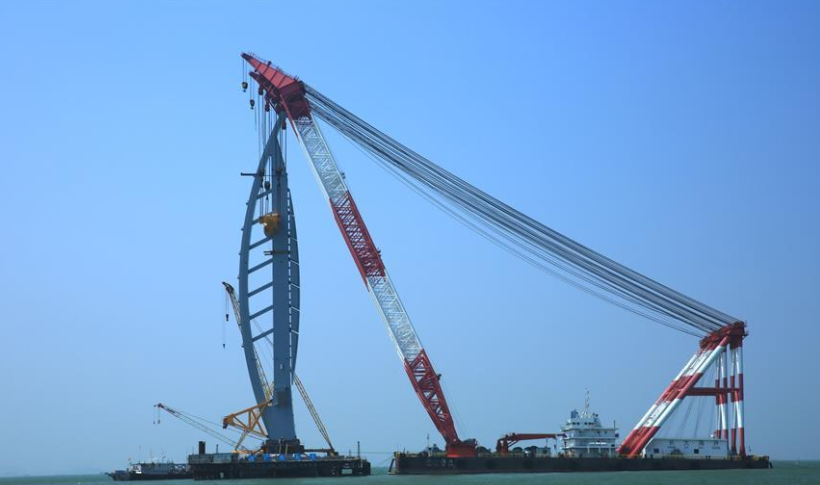 中国重器只租不卖，1152个轮子可运载航母！美国想买却吃闭门羹