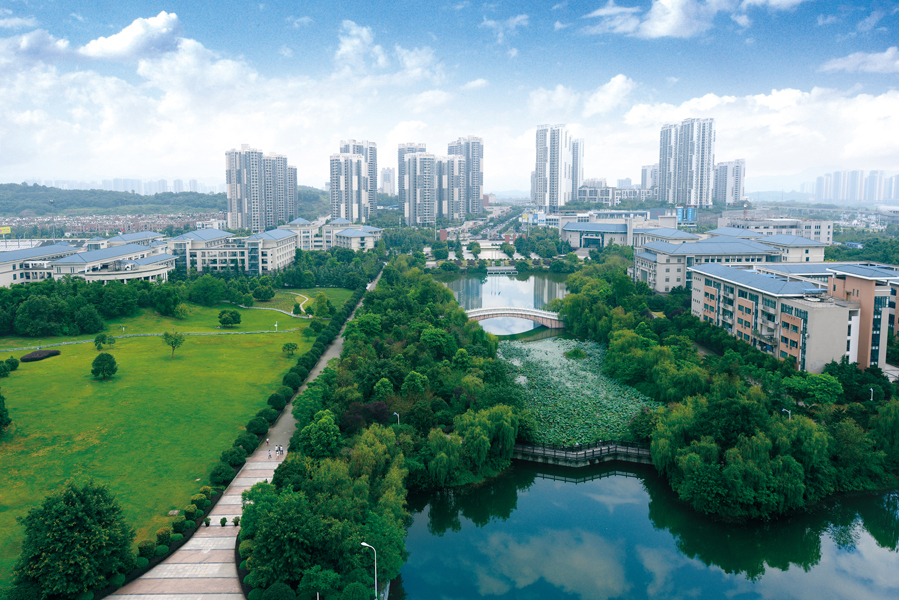 重慶師范大學最全攻略，豪華宿舍盤點，蜜雪冰城就開在食堂