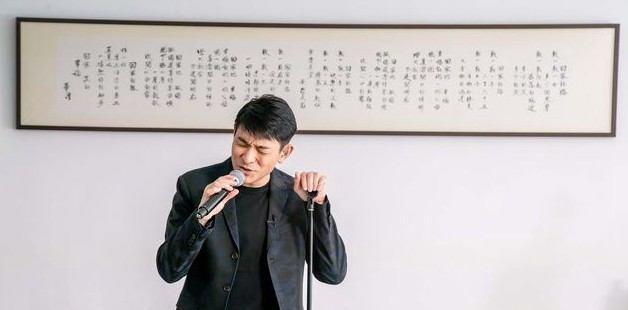 刘德华写感人长信为歌迷会庆生，曝光女儿优秀