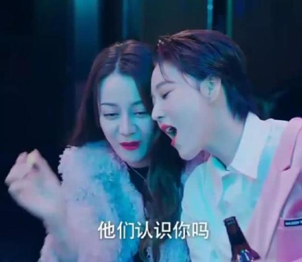 迪丽热巴太倒霉！新剧开播滤镜刺眼剧情狗血，