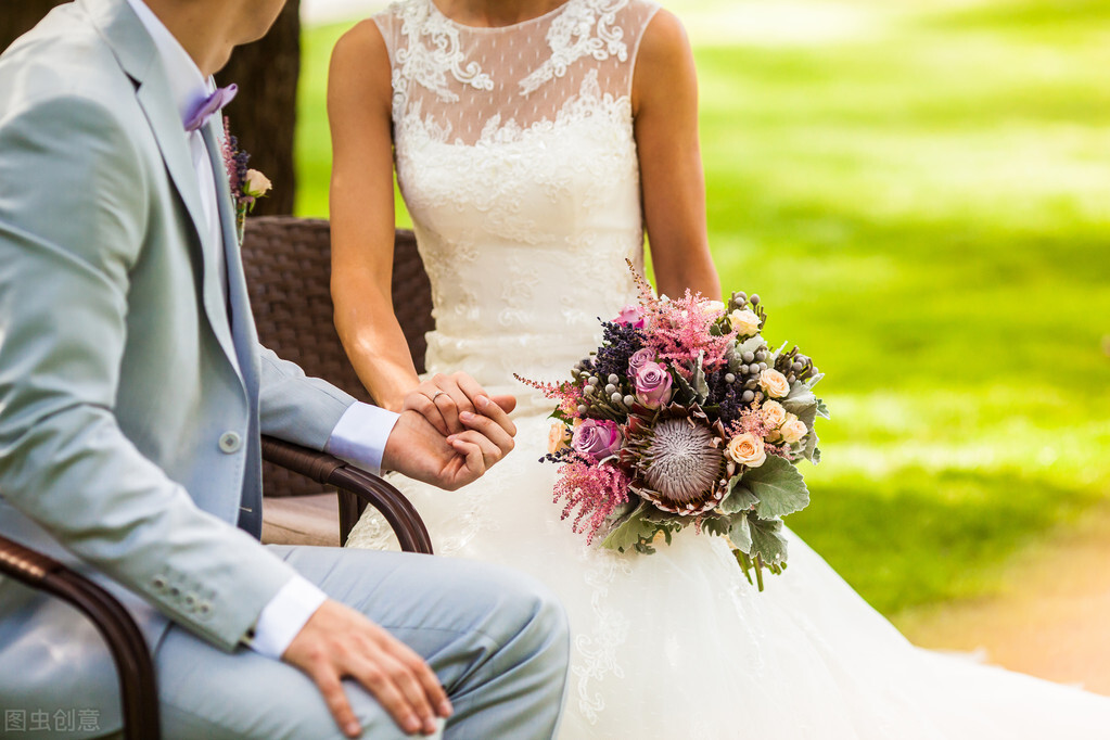 致自己结婚纪念日短句 结婚纪念日发朋友圈的句子图片
