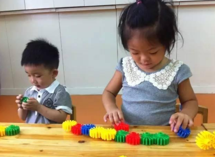 想知道孩子在幼儿园过得好不好？问孩子这3个问题即可，父母自测