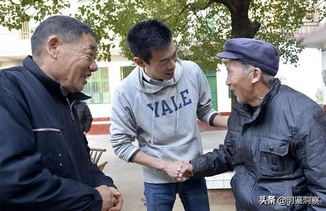 重庆80后神童，放弃国外百万年薪，回国下农村，