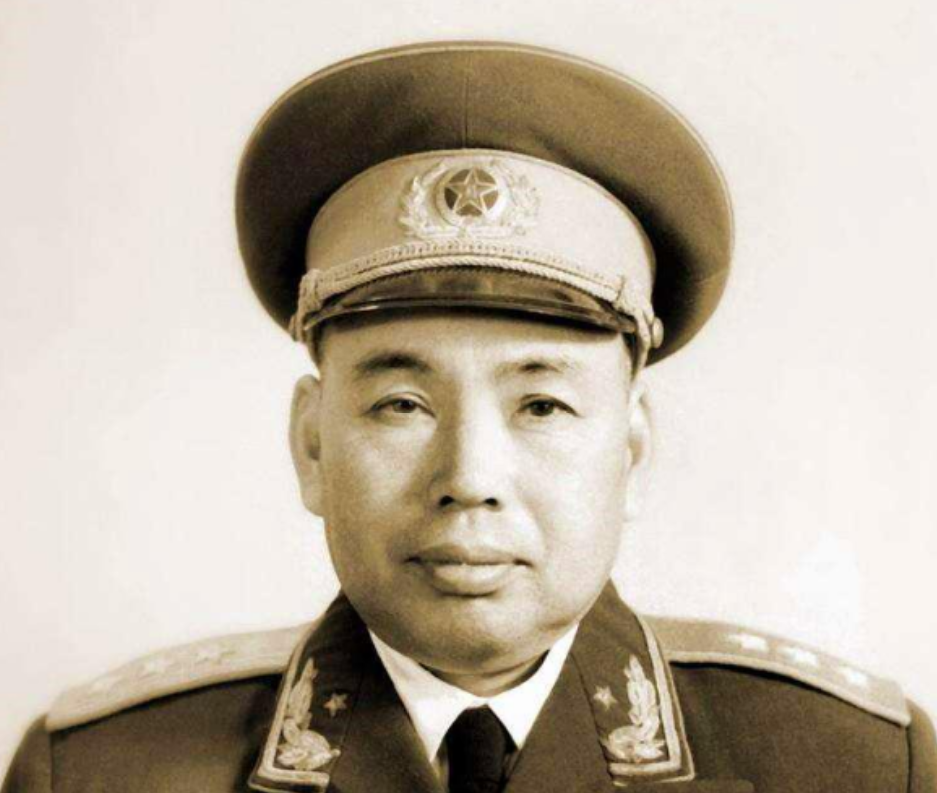 对越反击战，125师一个团主动撤回国，许世友大怒：杀他们的头