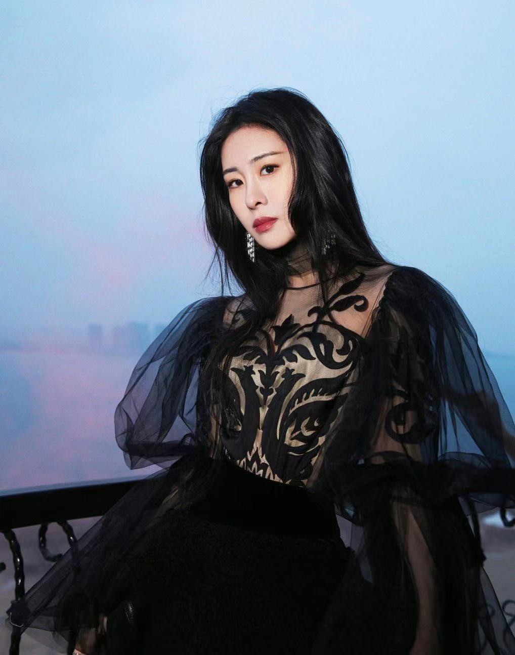 碧晨|华晨宇张碧晨没在一起 将在无婚姻状况下抚养女儿一起成长