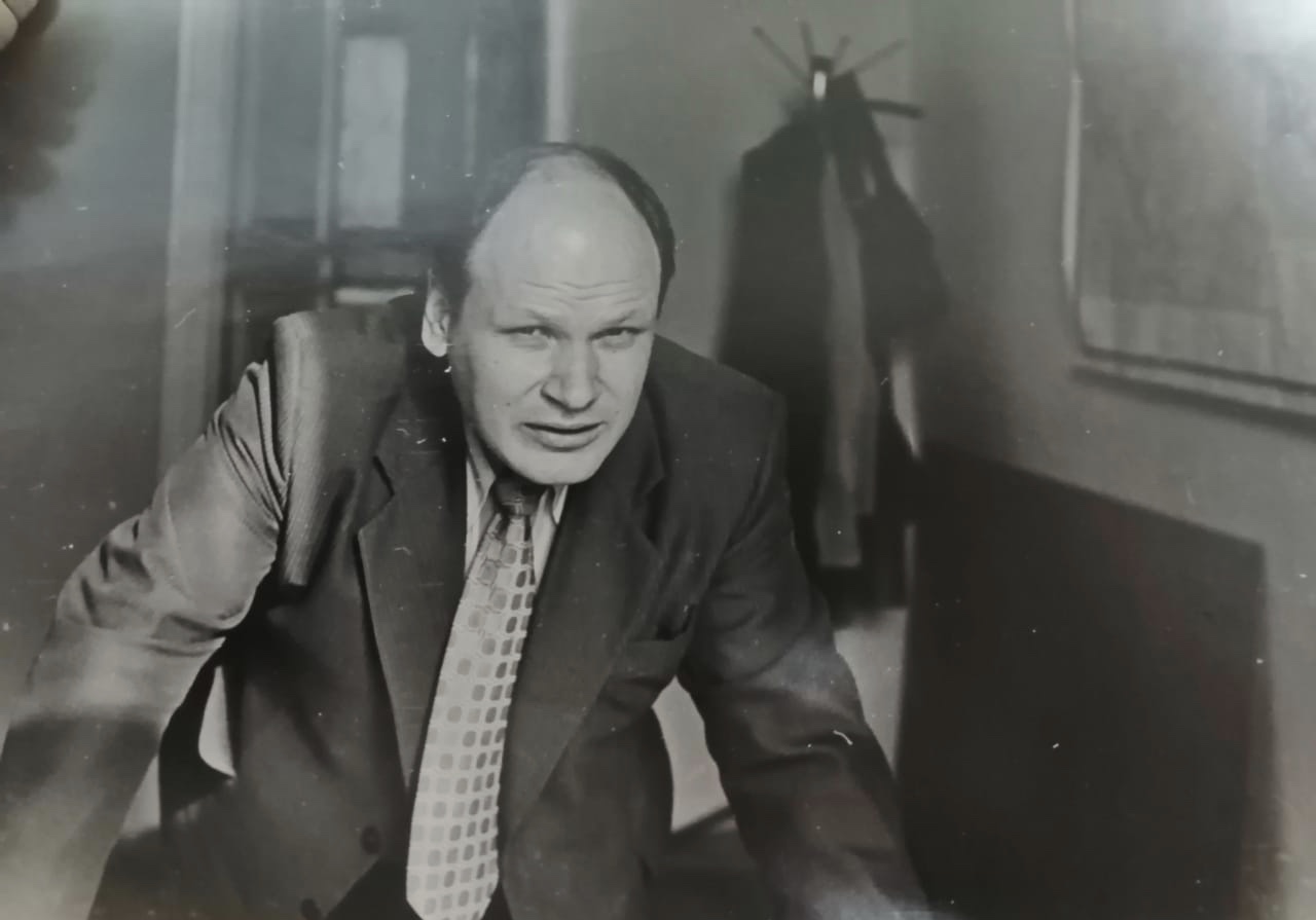 苏联妹子蜜月归来，遇空难直坠5000米，独自生还获赔75卢布