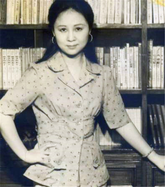 亦舒眼中的美人，李嘉欣获8字评价，利智潘虹意外上榜