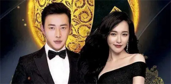 唐嫣低调撒糖，和罗晋同穿女儿喜欢的米老鼠衣服，一家三口超幸福