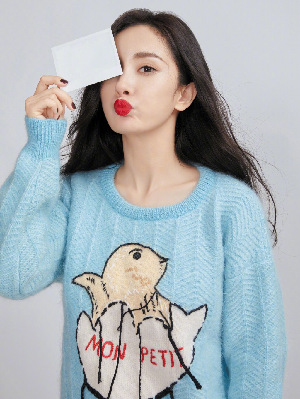 Ju Jing  Dai  wears the false sweater of 7300, modelling division appears personally apology, say origin has a problem really