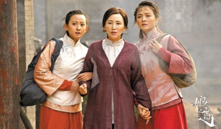 《最美的乡村》《小娘惹》《大侠霍元甲》，他为何总能制造爆款？