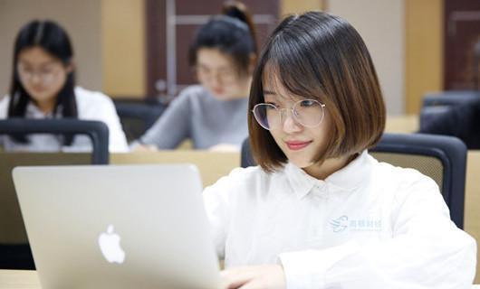 通过CPA考试是什么样的体验？持证的前辈们分享