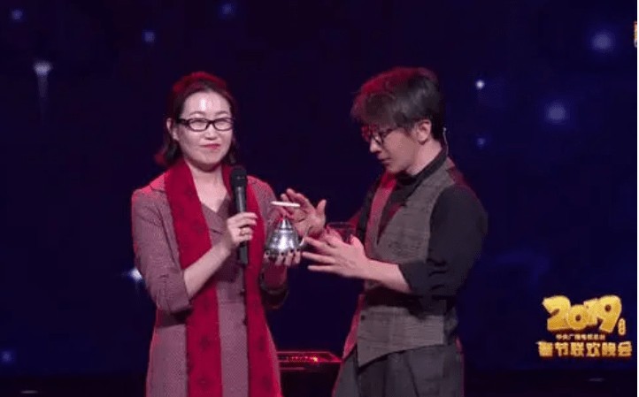 从“一夜爆红”到“跌落神坛”，刘谦经历了什