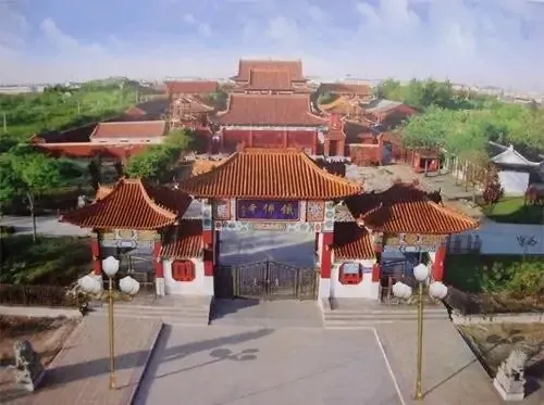 河北的一个县,由沧州市下辖,为我国园林城市,距北京260公里