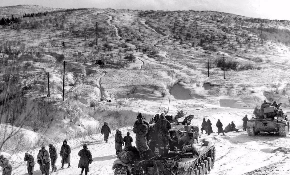 外国人是如何看待抗美援朝的？中国出兵朝鲜就