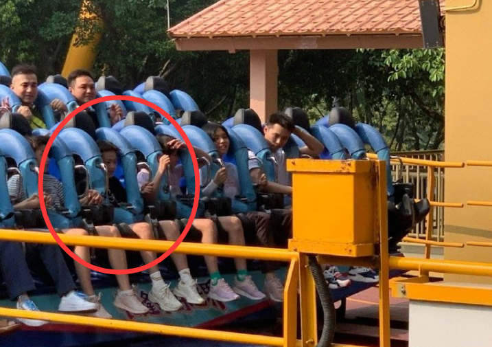 全红婵最新动态！与粉丝在线聊天，60米过山车不刺激，胆子很大