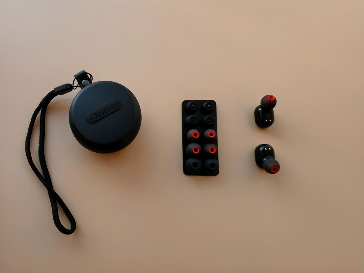 不足二百元还支持无线充电——趣倍这款无线蓝牙耳机物超所值