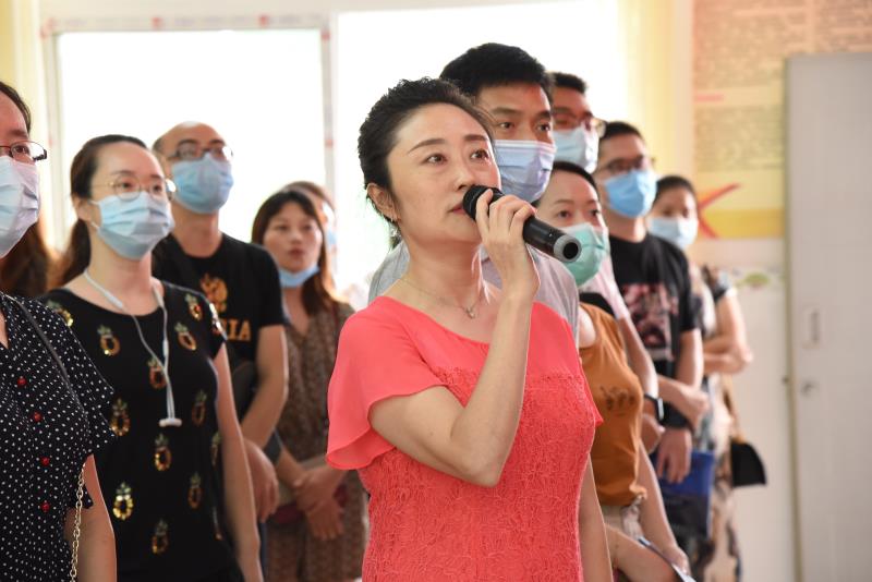 德慧自然，静待花开——德阳市第一幼儿园家长会