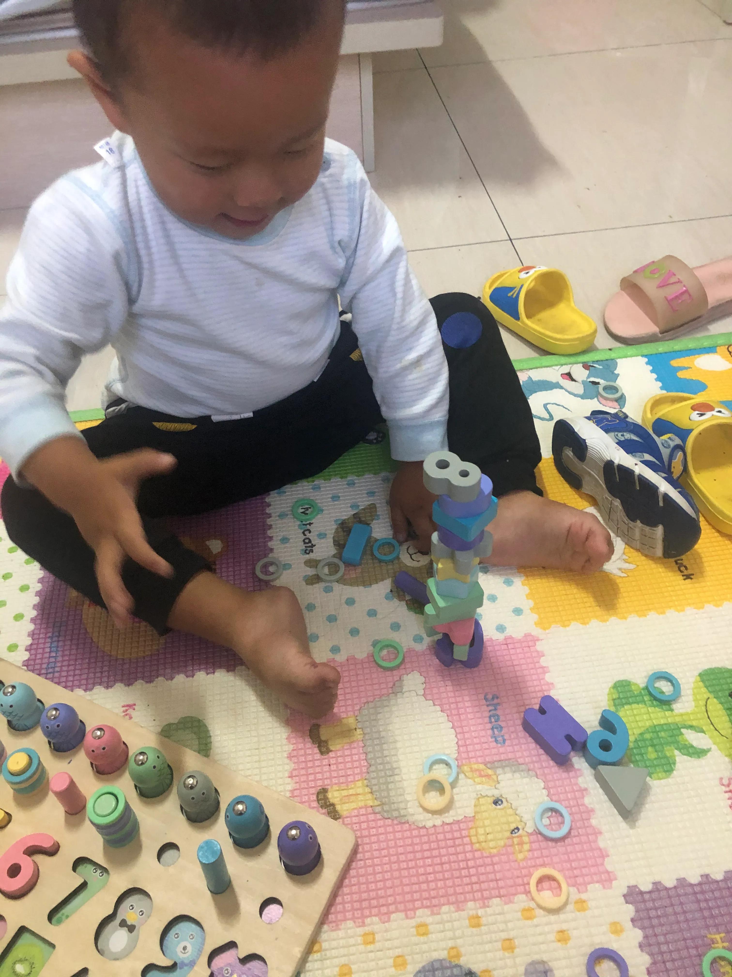 熊孩子是如何从两岁还不会说话到三岁变成一个小话痨的