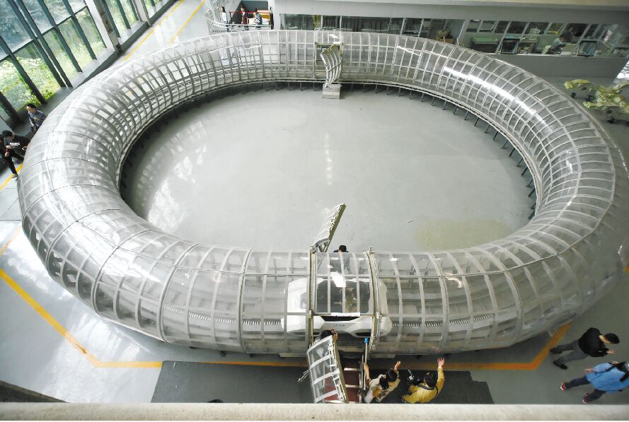 中國再造黑科技！超高速列車時速超600公裏，徒手就能推動