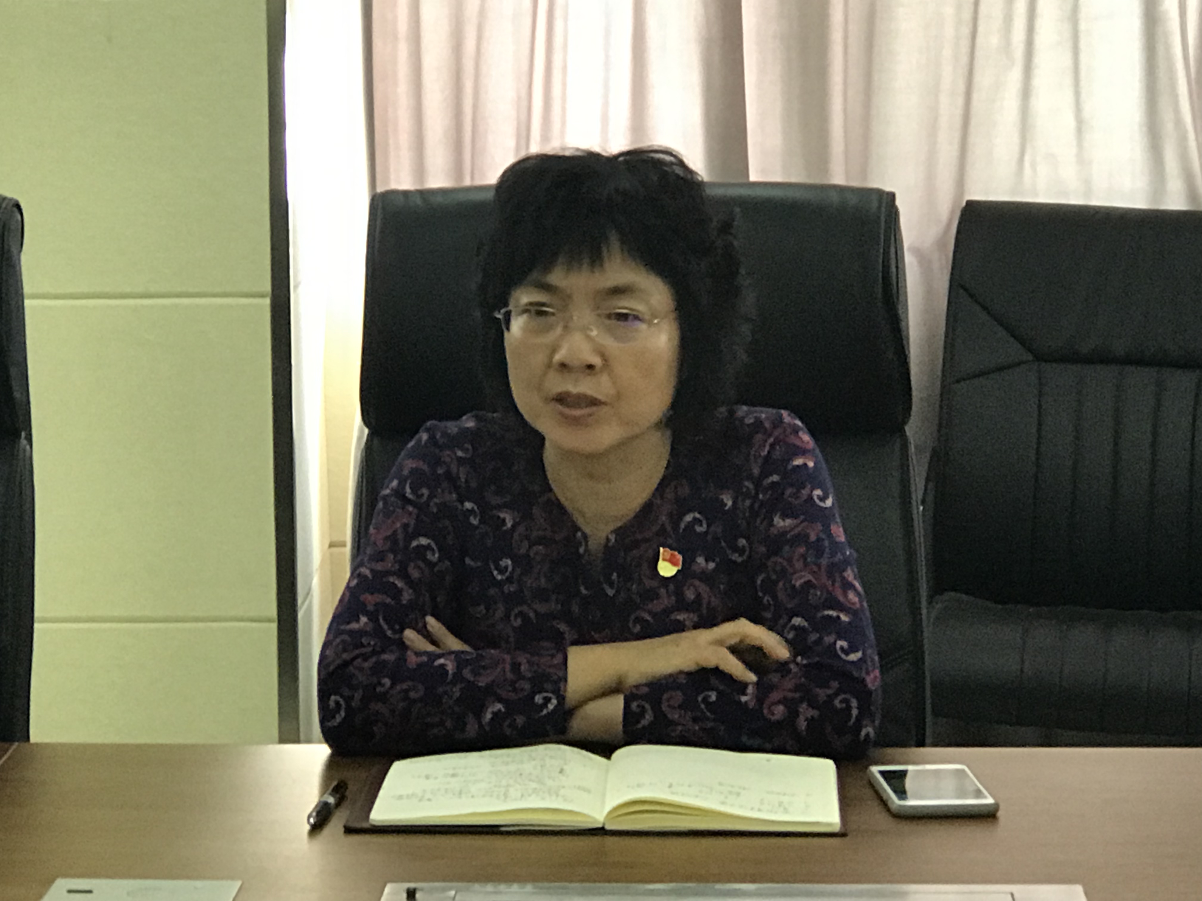 为加强党风廉政建设，郑州市信息技术学校召开“双节”廉政谈话会