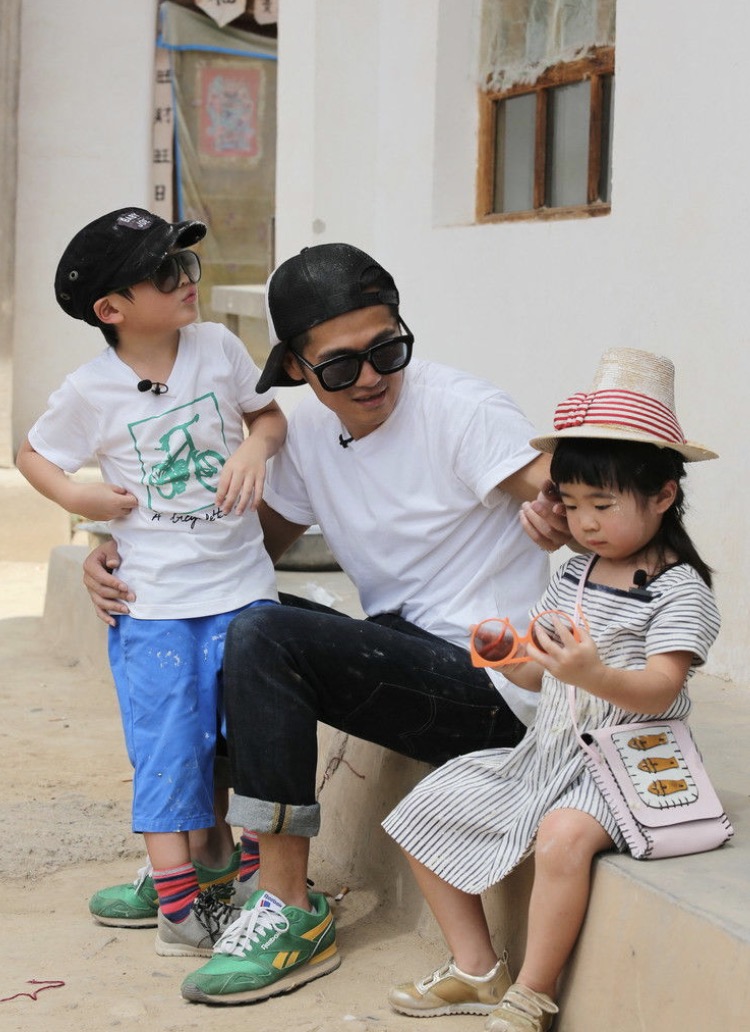 曹格晒照为儿子庆生，13岁Joe长成帅气少年，Grace姐姐可爱出镜