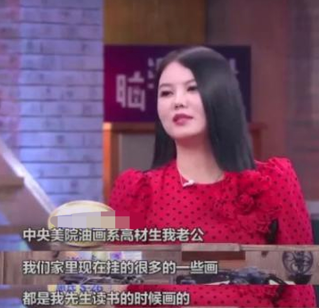 李湘秀鸽子蛋贵气袭人，自揭心情糟糕，被指对王岳伦壁咚难释怀