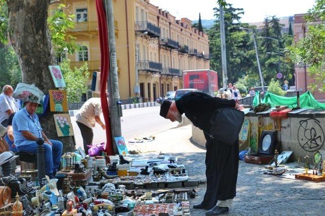 曾是苏联加盟共和国，后却被多个国家入侵！如