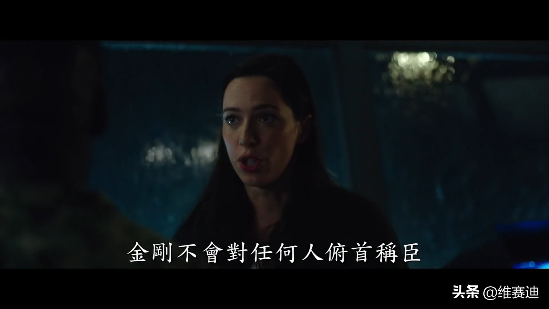 《哥斯拉大战金刚》：哥斯拉因不明原因暴走，金刚成人类最后希望