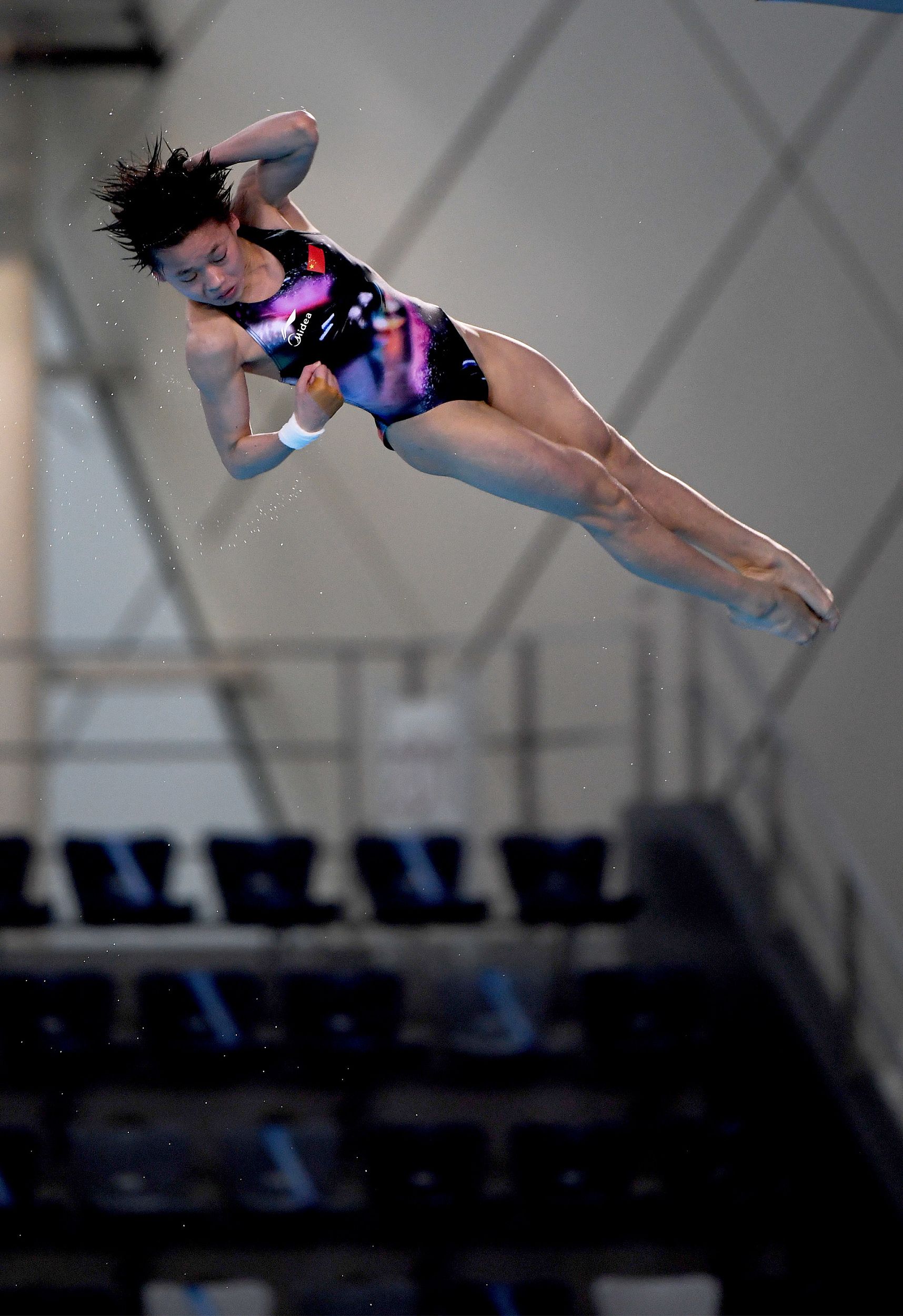 天赋太强！全红婵胆子有多大？教练：敢跟男孩打架，堪称大姐大