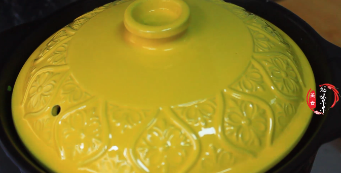 It’s cold, my family loves this pot of cabbage, it’s simple to make, it’s more fragrant than meat, it’s not annoying to eat for 5 days