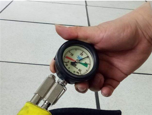 正压式气氛呼吸器应用技巧及留意事变 你都打听到了吗