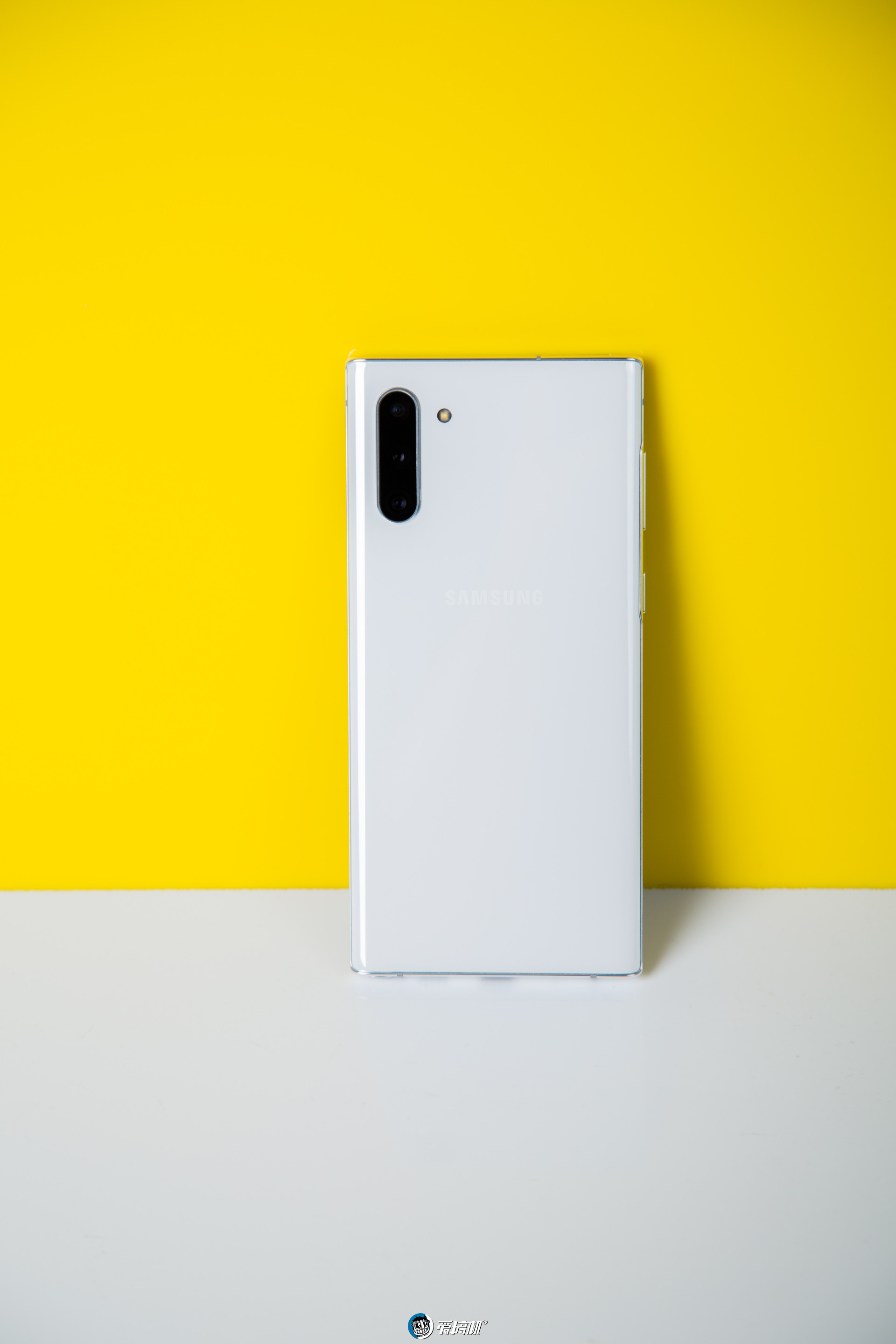 三星Galaxy Note10上手：屏幕是最大的遗憾？