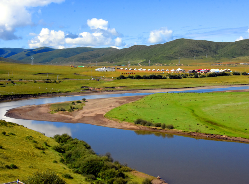 四川旅游：走进阿坝州红原大草原（图）