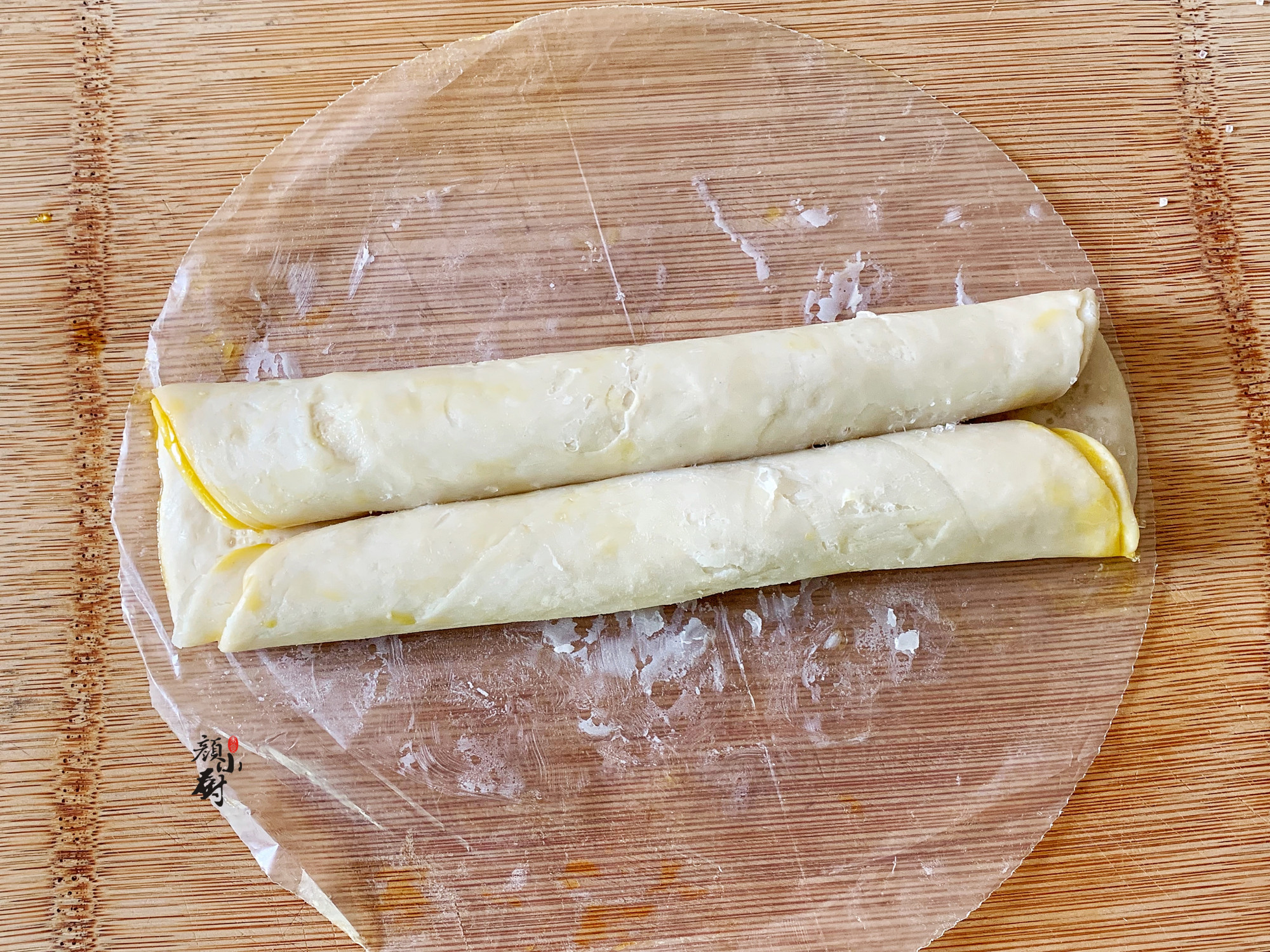 自從學會了做這個，我家沒少吃，撒上白糖一烤，又酥又甜，好吃